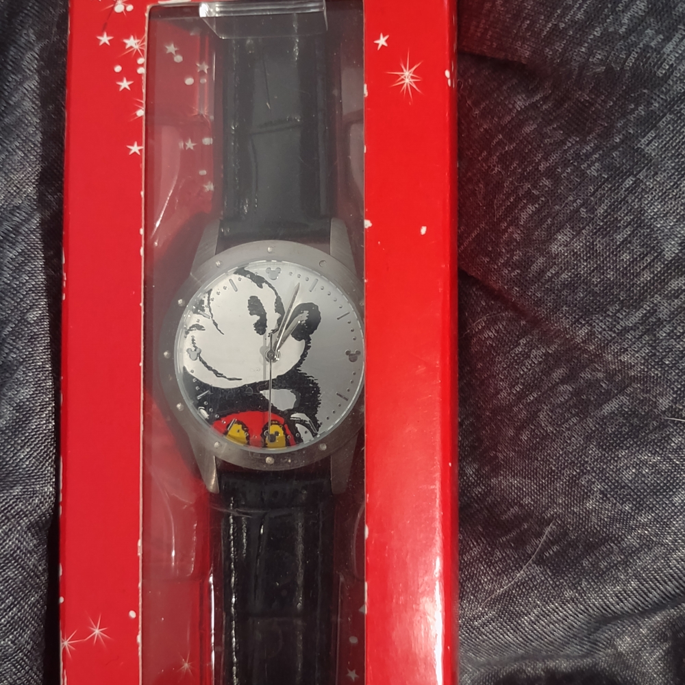 Disney Women's Watch with Mickey Mouse Design